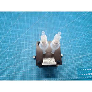ปั๊มลม IWAKI รุ่น PDA-10H1 ใช้แล้ว สภาพเดิม อะไหล่อุปกรณ์เซมิคอนดักเตอร์ยี่ห้อ Legacy - Product Image 4