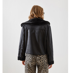 Blouson bomber en similicuir suédé pour femme avec col et poignets fourrés, manteau court d'hiver épais coupe-vent tissé - Product Image 2