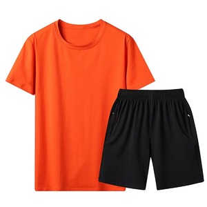 Ensemble d'été léger deux pièces pour homme : T-shirt à manches courtes et short à taille élastique – Tenue décontractée pour la maison et la plage - Product Image 1