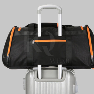 Sac de sport décontracté confortable en polyester/nylon, tissu durable, grande capacité, sangle réglable, facile à transporter pour l'entraînement physique et les sports - Product Image 4