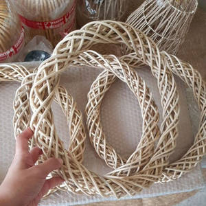 Noyau de pelage en rotin de 3mm personnalisé rotin à tricoter carré durable et biodégradable fabriqué au Vietnam artisanat naturel - Product Image 4