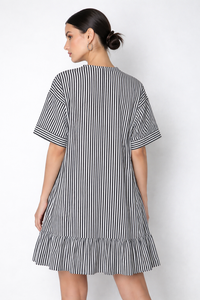 Vestido Camisero Midi Bohemio de Verano con Rayas Blancas y Negras, Cuello en V, Ajuste Relajado, Manga Corta, Estilo Casual Chic con Volantes en el Bajo - Product Image 3