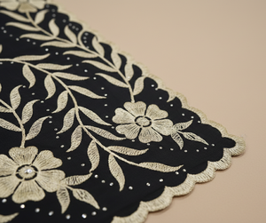 Écharpe en Chiffon Brodé de Motifs Floraux Africains - Châle Traditionnel Orné de Strass Dorés - Élégant Voile Festif Aso Ebi - Product Image 2