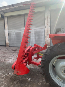 Tondeuse à barres de coupe à 3 points montée sur tracteur pour couper l'herbe avec tracteur - Product Image 3