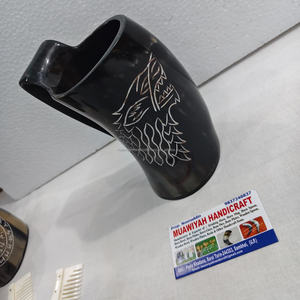 Mug en corne de bœuf de qualité supérieure avec lion sculpté à la main, écologique, personnalisable, pour bière ou café, pour boisson viking, au meilleur prix - Product Image 3