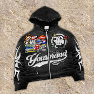 Sudadera con capucha vintage desgastada con efecto ácido y pantalones cortos deportivos personalizados, conjunto de sudadera con capucha con cremallera completa y pantalones cortos con estampado en relieve para hombre - Product Image 4