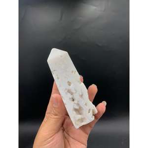 Cristal de Dendrite Blanc Naturel Poli de 9 cm, Pointe de Cristal pour Affichage Décoratif et Collection - Product Image 5