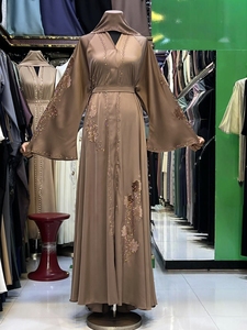 Abaya Musulmana Tradicional de Manga Larga con Cuentas y Lentejuelas, Estilo Dubai, Hecha a Mano, para Bodas, Transpirable, con Cuello en V, Venta al Por Mayor - Product Image 6
