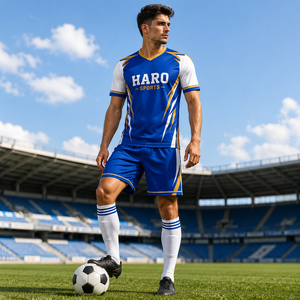 Conjunto de Uniforme de Fútbol Sublimado Personalizado, Camiseta de Manga Corta y Pantalones Cortos de Secado Rápido, Ropa Deportiva para Jóvenes y Adultos, Fabricante OEM - Product Image 2