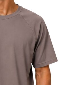 เสื้อยืดแขนสั้นคอกลมสีเทาสำหรับผู้ชาย ทรงโอเวอร์ไซส์ สไตล์ลำลอง สตรีทแวร์  รับสกรีนโลโก้ ผ้าพรีเมียมเนื้อนุ่ม ใส่สบายสำหรับฤดูร้อน - Product Image 4