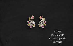 Boucles d'oreilles clous 11765 en laiton plaqué or, zircon cubique et zircone, bijoux de mode pour fêtes et mariages - Product Image 5