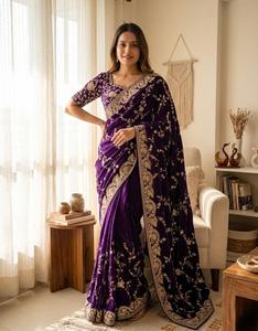 Sari de soirée brodé de sequins et de zari, alliant beauté classique à l'élégance moderne, avec chemisier en soie richement orné. - Product Image 4