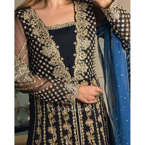 Pent y Dupatta de Diseñador para Vestimenta Elegante de Noche para Fiestas - Product Image 2
