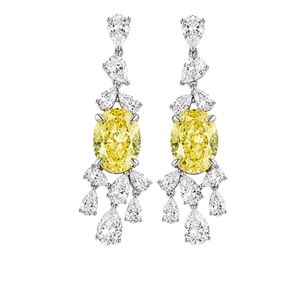 Elegantes pendientes de araña en oro blanco de 18 quilates con diamantes ovalados amarillos de fantasía, diamantes en forma de pera y diamantes marquesa cultivados en laboratorio, diseño de alta costura. - Product Image 1
