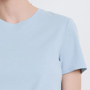 T-shirt Chic Urbain Femme / T-shirt Quotidien Élégant en Coton 2026 Col Rond Coupe Oversize avec Logo - Product Image 4