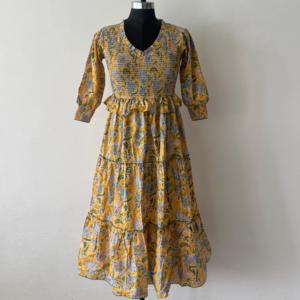 Vestido largo maxi de algodón 100% para mujer, estampado a mano, estilo bohemio floral, con volantes, para verano, venta al por mayor, vestido informal de verano, sostenible - Product Image 3