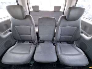 Starex Van 2018 Plateada, Volante a la Izquierda, Neumáticos R16, Faros Halógenos, Aire Acondicionado Manual, Euro VI, 12 Asientos, Auto Usado de Segunda Mano - Product Image 5