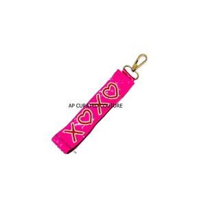 Llavero Rectangular Artesanal con Letra de Lentejuelas Rojas y Cierre de Langosta Dorado, Accesorio de Llavero con Cuentas de Moda Inspirado en el Equipo para el Día del Partido - Product Image 4