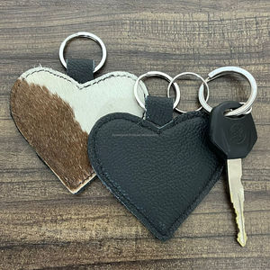 Nuevo Llavero Personalizado de Cuero con Pelo de Vaca en Forma de Corazón, Llavero de Cuero Genuino Estilo Western, Accesorio de Regalo Unisex - Product Image 6