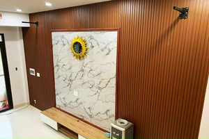 Panneau mural en bois imperméable décoratif pour la rénovation d'appartements, installation rapide, vente en gros - Product Image 4