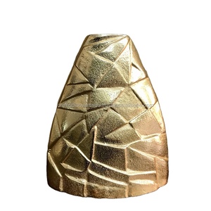 Florero decorativo de aluminio para decoración del hogar y oficina, jarrón moderno de metal para artesanía - Product Image 1