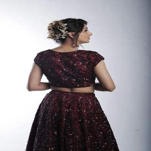 Lehenga Choli de mariage sur mesure, design moderne et personnalisé |   Dentelle drapée |   Broderie à paillettes |   Occasion Multicolore Premium |   Ensemble - Product Image 3