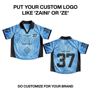 Camiseta Deportiva para Hombre de Poliéster Interlock de 170g, Azul Cielo con Paneles Laterales Negros, Logotipo Bordado Personalizado, Transpirable, Manga Corta - Product Image 1