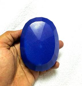 Zafiro Azul Natural Grande Calentado de 4000 Ct, Gema Ovalada Facetada de Gran Tamaño, Piedra de Exhibición para Coleccionistas, Zafiro Azul Profundo Hecho a Mano - Product Image 3