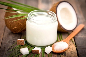 Aceite de Coco Orgánico Crudo Procesado 100% Puro y Natural de Primera Calidad para Cocinar y Uso General por Viet Delta - Product Image 5