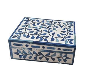 Boîte de rangement moderne en bois d'acacia avec motif floral, meuble de maison naturel et écologique, très tendance, fabriquée en MOP - Product Image 2
