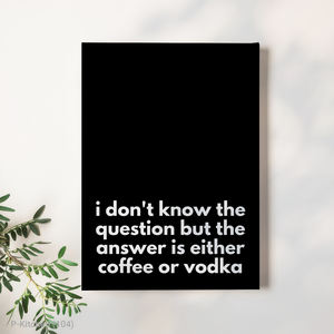 Tableau mural en toile pour cuisine, affiche typographique drôle avec citation sur le café, décoration murale minimaliste pour bar à café - Product Image 1