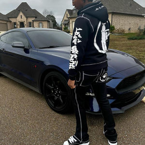 Conjunto de Sudadera con Capucha y Pantalones Deportivos Ajustados de Fabricación Personalizada - Product Image 4