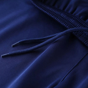 Uniforme de football imprimé de haute qualité fabriqué en usine, durable, avec logo personnalisé et options personnalisables pour hommes - Product Image 5