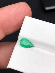 พลอยบลูทัวร์มาลีนทรงคุชชั่นธรรมชาติจาก Zubeda Gems พร้อมใบรับรองจากผู้เชี่ยวชาญ  เหมาะสำหรับทำแหวน จี้ และต่างหู - Product Image 1