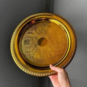 Plateau en laiton finition or haut de gamme, plateau au look luxueux et raffiné, plateau en laiton massif, présentoir à bonbons et service festif - Product Image 1