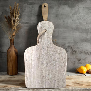 Planche à découper en marbre brun poli avec corde Premium Kitchen Essential - Product Image 3