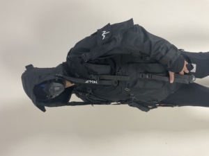 Veste d'hiver imperméable et respirante Techwear pour hommes coupe-vent à capuche noir personnalisé en gros avec veste Streetwear élégante pour hommes - Product Image 4