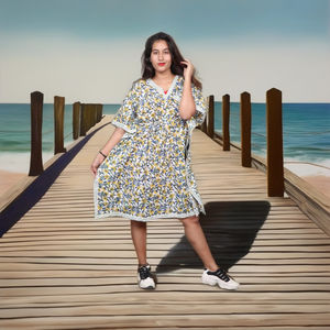 Nouvelle Arrivée : Kaftans Courts de Créateur Arabe Longueur Genou pour Femme, Robe de Plage et de Vacances en Coton Imprimé Floral à Taille Naturelle - Product Image 4