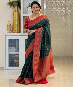 Sari de seda Banarasi verde y rojo con trabajo jacquard y blusa sin coser para ocasiones de boda, para mujer, 85169 TWT 1095 - Product Image 1