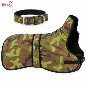 Abrigo Resistente para Perro con Camuflaje Boscoso, Chaqueta Impermeable para Mascotas para Exteriores |   Chaleco Canino Ajustable y Reforzado para Invierno, Ropa Protectora para Mascotas - Product Image 1