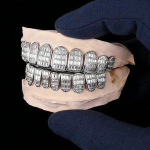 AMBER JEWELS Grillz dentaires en or massif 18K, ensemble complet, pierres naturelles taille brillant, sertissage en canal, style Hiphop, unisexe, pour usage quotidien - Product Image 3
