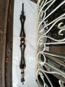 Luxury Handmade Artistic Iron Stair Baluster 900mm <b>Wall</b>-Mounted Zinc Coated Powder Coated Factory Direct Supply - Product Image 2