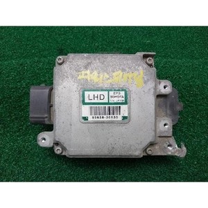 300 ECU y Módulos de Computación Usados 8965030630 - Product Image 1