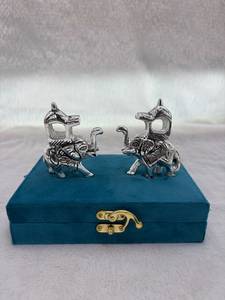 Par de Elefantes Ambabari Plateados en Plata con Caja de Regalo de Lujo - Product Image 5