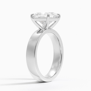 Anillo de Boda Tradicional de Plata 925 con Cuatro Puntas y Diamantes de Moissanita Corte Princesa, con Tallo Grueso y Pesado - Product Image 6
