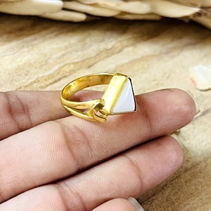 Trendy Design Bohemia Geometric White Agate Silver Eye Certified Women's 18K Gold Plated <b>Statement</b> <b>Ring</b> Wholesale/OEM/ODM - Product Image 3