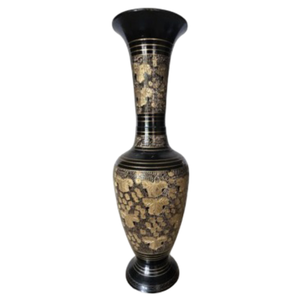 Vase à fleurs vintage en laiton pur de haute qualité, gravé avec de la peinture noire et finition polie, pour la décoration de table et de la maison - Product Image 3