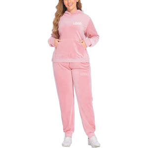 Ensemble de survêtement 2 pièces pour femme en velours épais, comprenant un crop top à capuche uni et un pantalon évasé long, style streetwear éco-responsable - Product Image 1