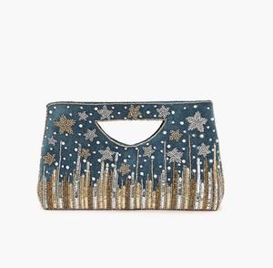 Sac à bandoulière artisanal léger et spacieux pour femme, style bohème indien, avec perles, idéal pour les voyages et le quotidien - Product Image 6