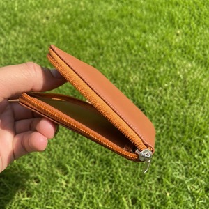 Portefeuille en cuir personnalisé avec logo pour homme – Portefeuille durable avec fermeture éclair et poches pour cartes et espèces - Product Image 2